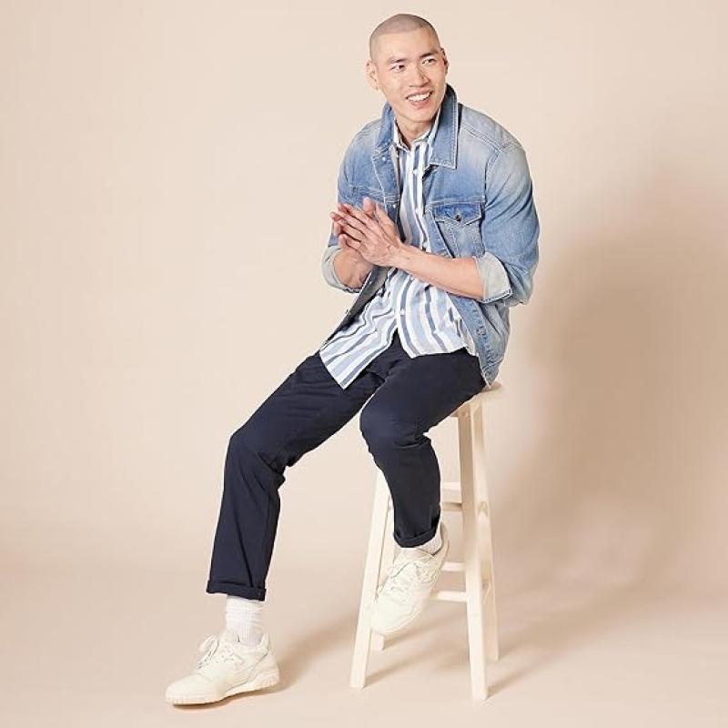 Essentials Men's Regular-Fit Short-Sleeve Poplin Shirt